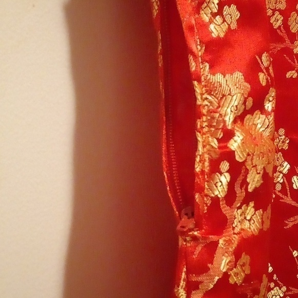 Adorable Little Girl's Red Floral Kamona Dress - Size 1 - Picture 3 of 6